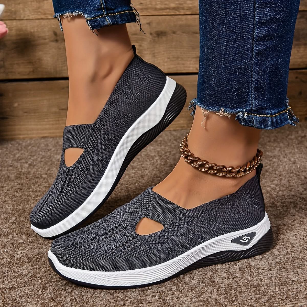 ELARA | Sneaker with cushioned sole