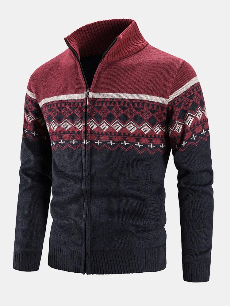 AVA | Zip-up sweater with geometric print