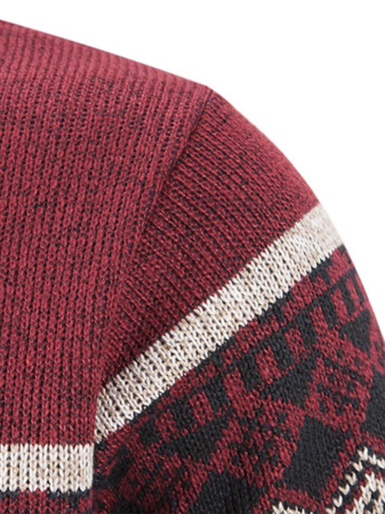 AVA | Zip-up sweater with geometric print